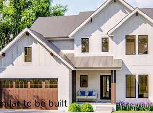 28 Presidential Way, Auburn, ME 04210
