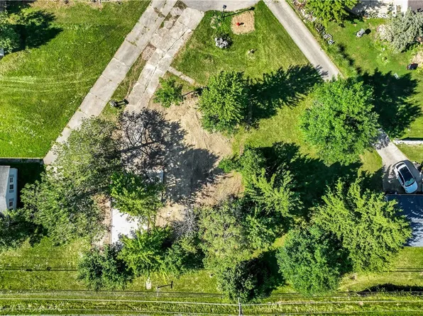 468 Stallion Ct, Lagrange, OH 44050
