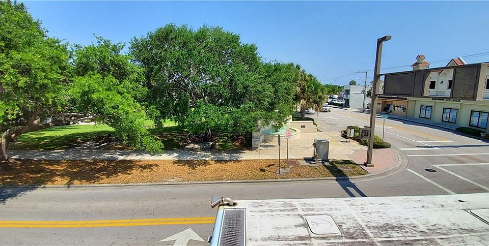 1st image of 2101 14th Ave #3