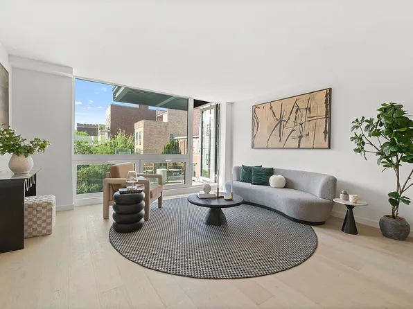 123 Meserole Ave #3, Brooklyn, NY 11222