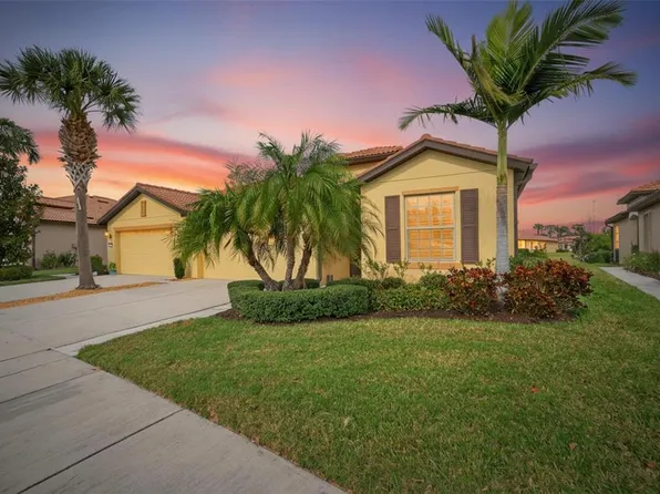 5455 Sunset Falls Dr, Apollo Beach, FL 33572