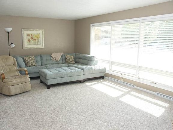 2nd image of 58856 Crestview Dr