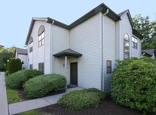 5 Giovanni Ct, Monroe, NY 10950