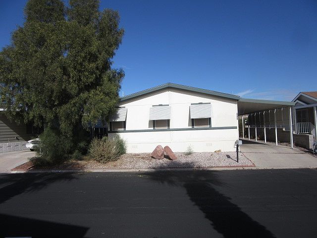 1st image of 5042 Royal Dr