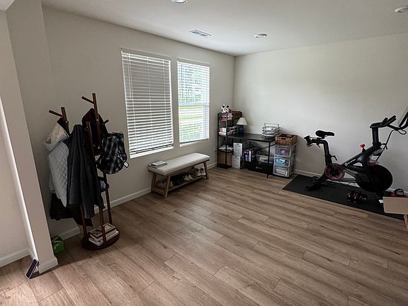 3rd image of 6211 Sandbelt Dr