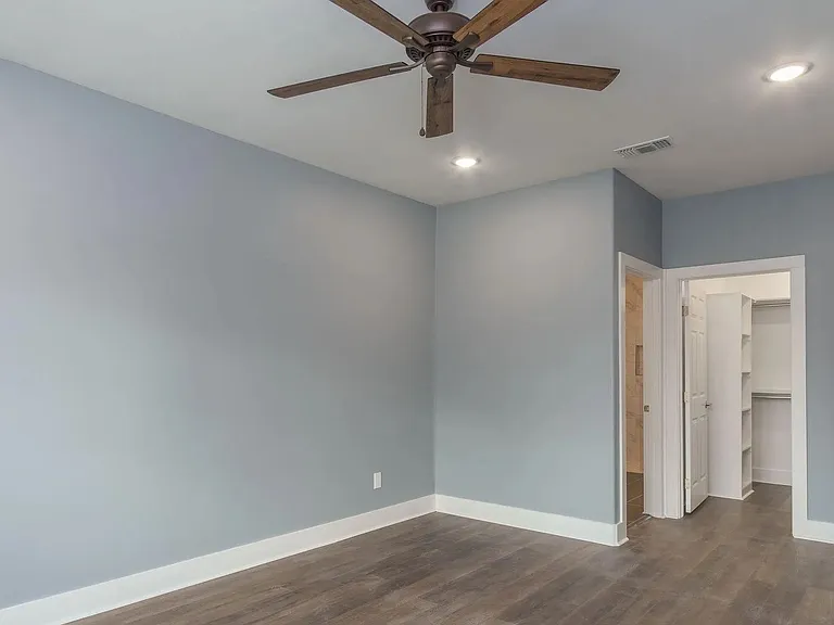 1306 Oden St — Photo 3