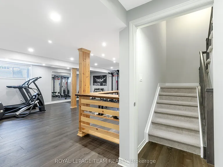 512 Breccia Hts — Photo 37