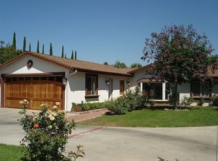 22965 Calvert St, Woodland Hills, CA 91367