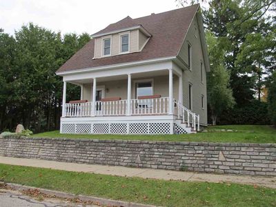 415 Lockwood Ave, Petoskey, MI, 49770