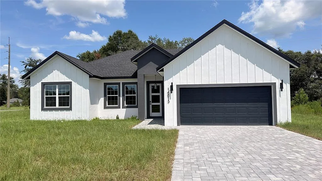 4 bed, 3.0 bath, 1896 sqft, $2,200 — Photo 1