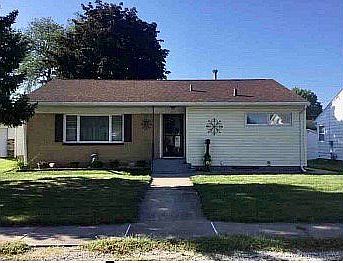 1st image of 826 22nd Ave