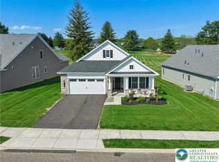 5544 Traditions Dr, Coopersburg, PA 18036