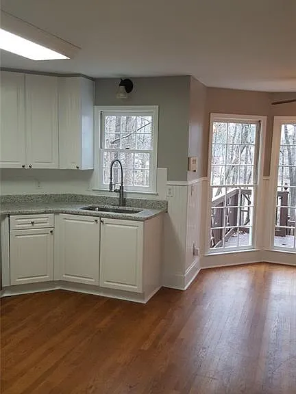 3885 Waterford Dr — Photo 8