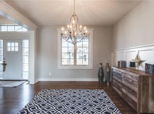 1325 NE Brandywine Dr, Lees Summit, MO 64064