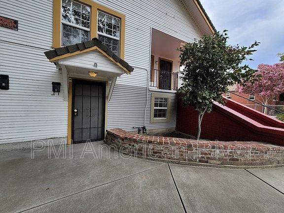 2nd image of 224 6th St APT A