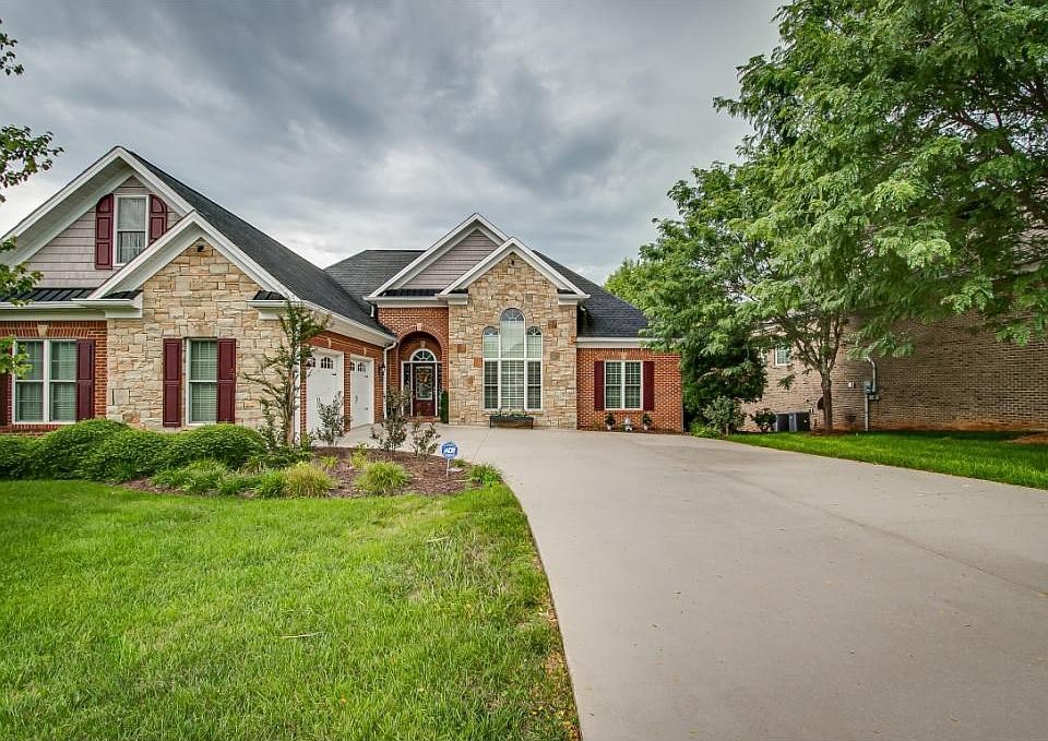1st image of 2224 Valley Falls Ct