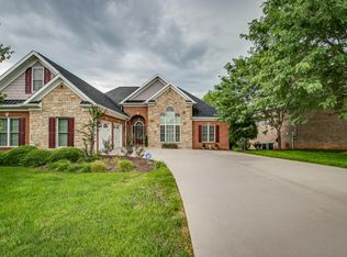 2224 Valley Falls Ct, Kingsport, TN 37664