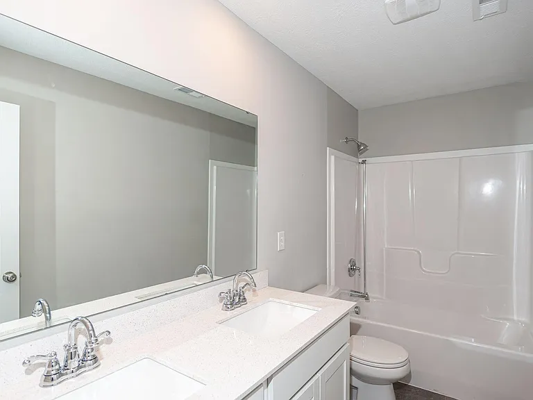 2519 Dixon Creek Dr — Photo 32