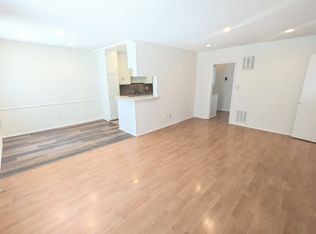 5717 La Mirada Ave APT 4, Los Angeles, CA 90038