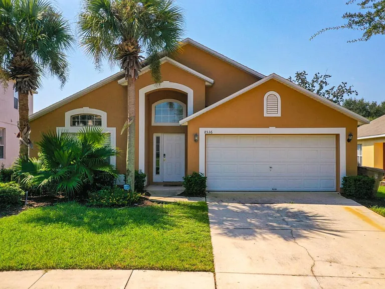 Palm Harbour Dr — Photo 45