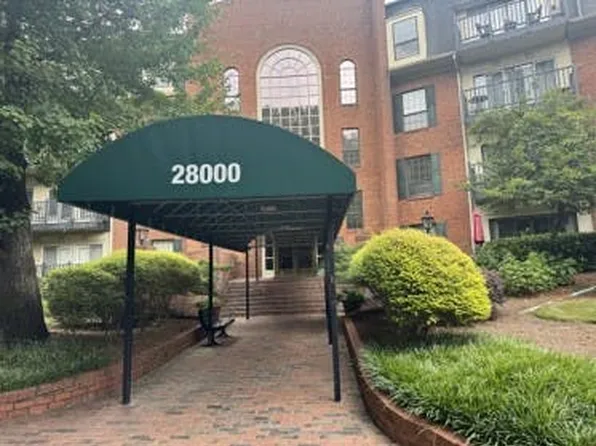 28112 Plantation Dr NE #112, Atlanta, GA 30324
