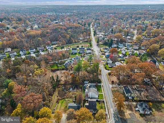 5th image of 8033 Clark Station Rd