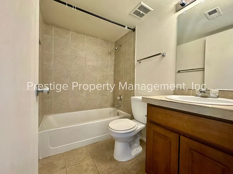 1810 S Blacklidge Dr #118 — Photo 12