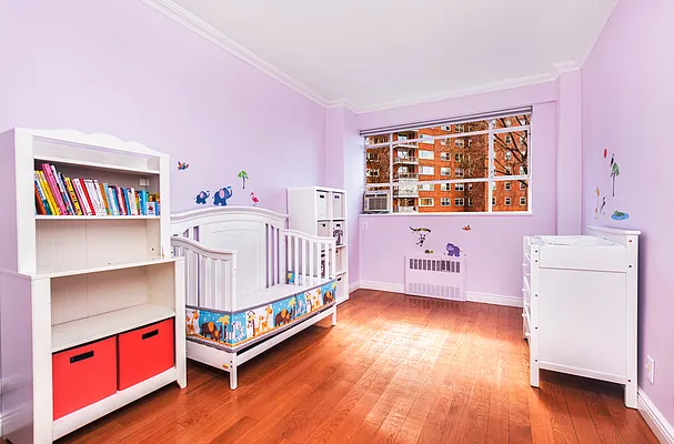 Sold by Re/Max In The City | media 14