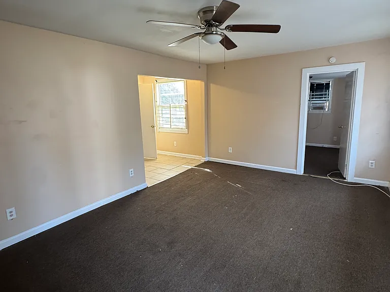 3934 Saint Charles Pl — Photo 7