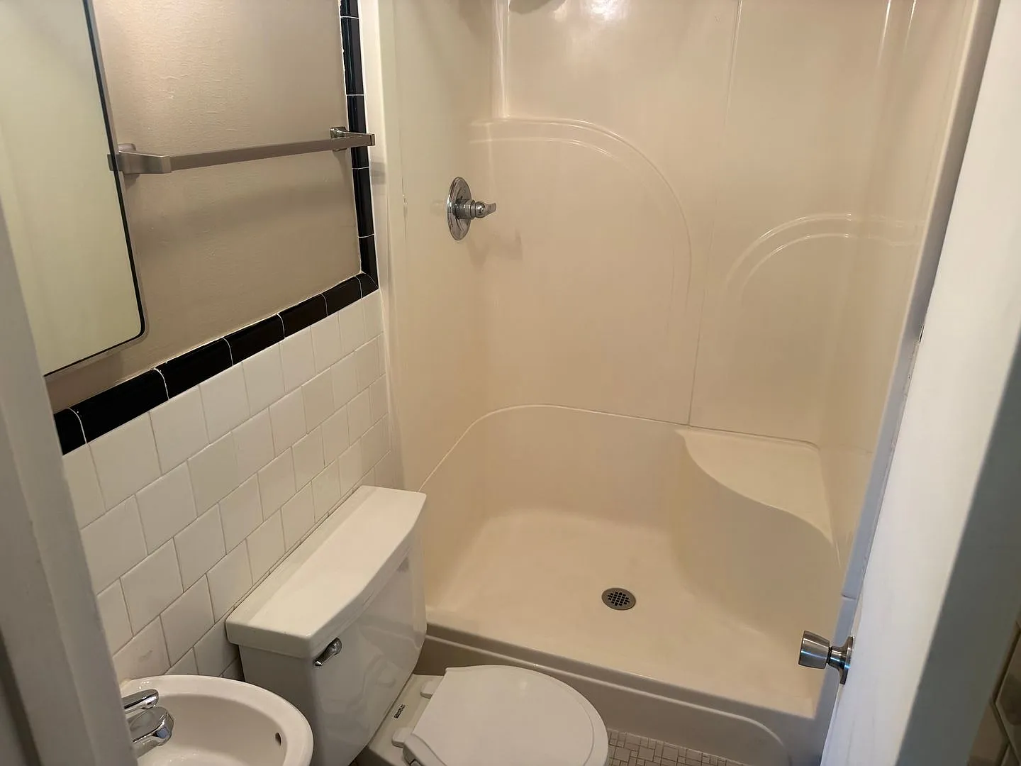 Charming 3-Bedroom Home — Photo 3