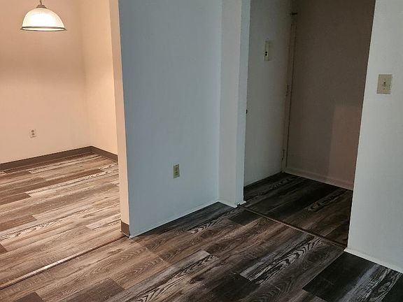 3rd image of 855 E Washington Ave APT C12