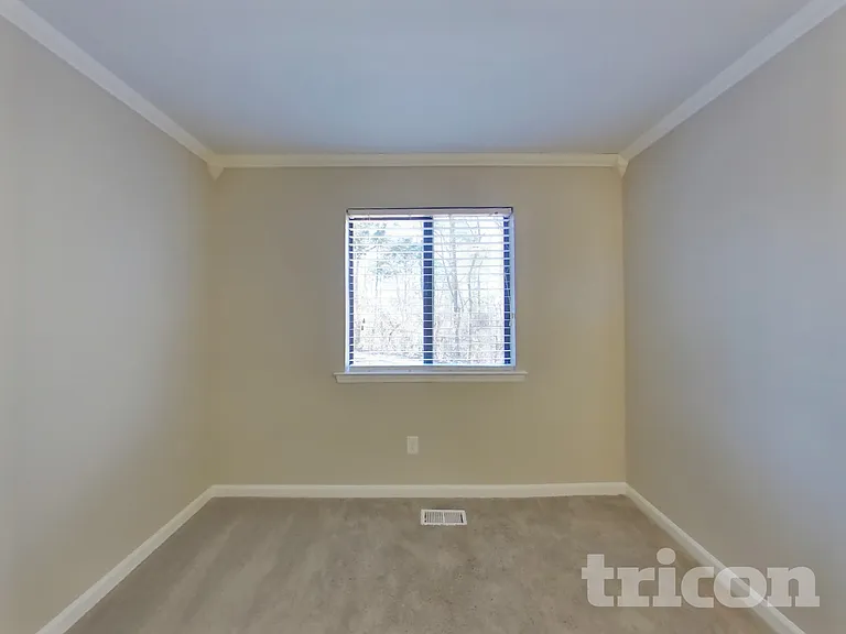2405 Ravine Dr — Photo 7