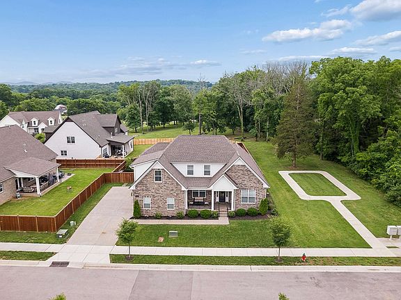 2nd image of 216 Kelbrook Dr