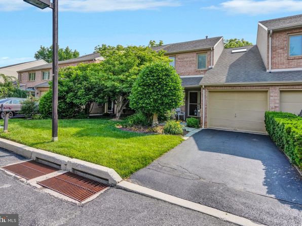 71 Amity Dr