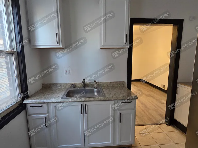 2982 Vicksburg St — Photo 17