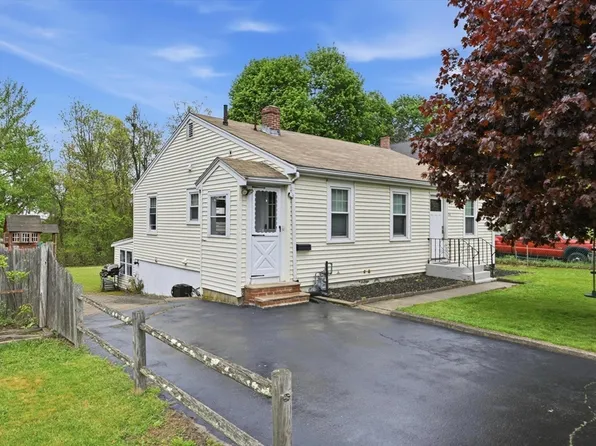 24 Warren Ave, Stoughton, MA 02072