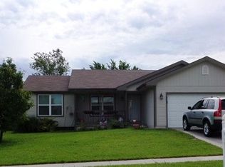 4304 SE Chisolm Rd, Topeka, KS 66609