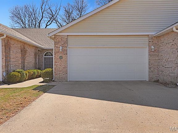 4th image of 1206 University Dr
