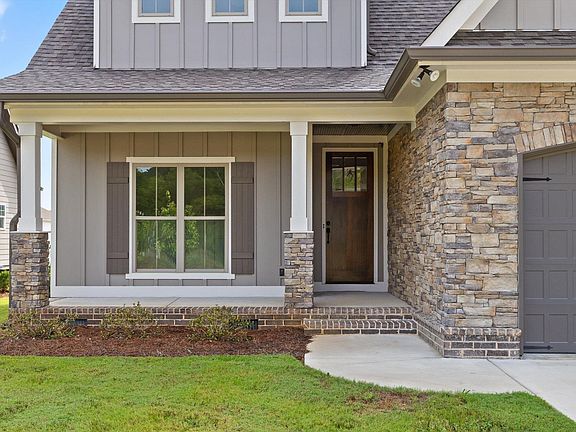 3rd image of 3179 Grassland Cir