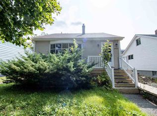 6562 Roslyn Rd, Halifax, NS B3L2M9