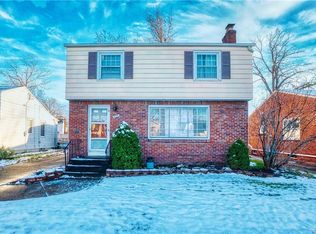 423 Thorncliff Rd, Buffalo, NY
