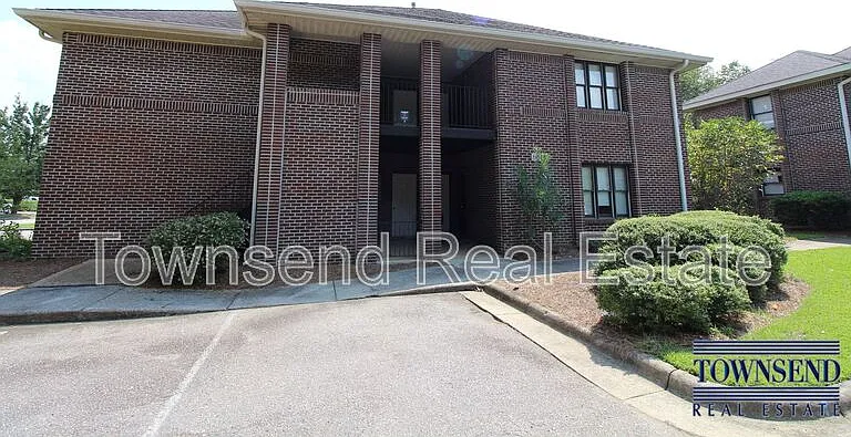 1055-3 Ancestry Dr — Photo 17