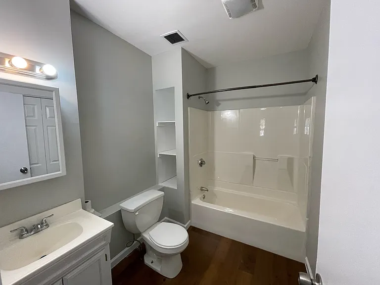 19 Prince St #2R — Photo 10