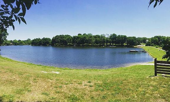 Private Lake Access!!