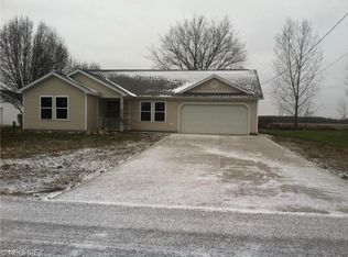 1027 Lode Star Dr, Rome, OH 44085