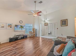 1409 Monarch Cir #B-3, Naples, FL 34116