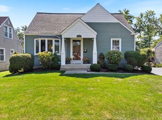 229 W Berkshire Ave, Lombard, IL