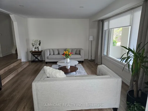 77 Sunset Beach Rd, Richmond Hill, ON L4E 3G7