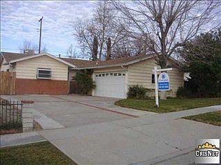 1st image of 28029 Aumond Ave