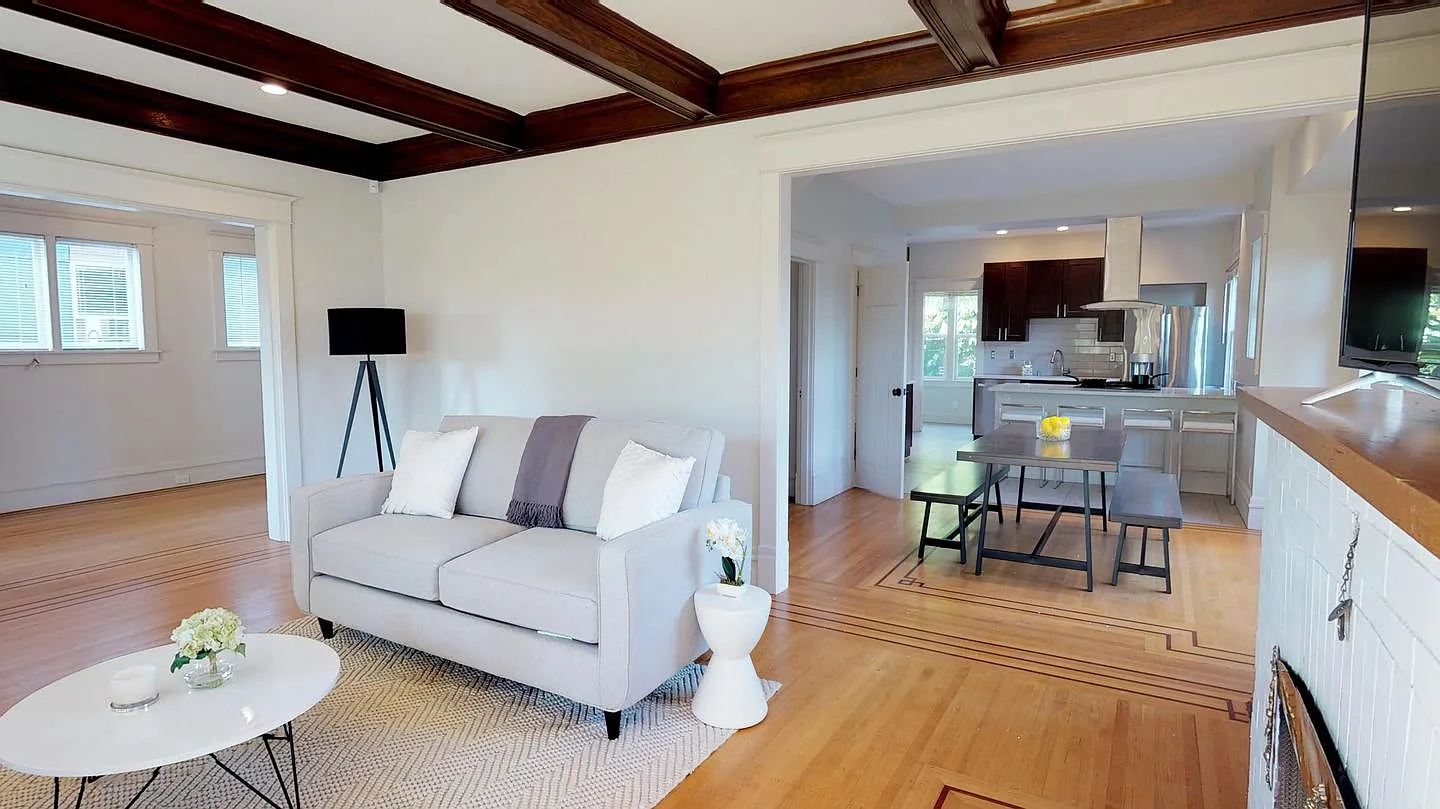 1 bed, 1.0 bath, $955 — Photo 3